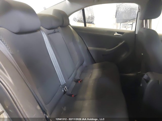 12541312 :رقم المزاد ، 3VWDX7AJXCM342812 vin ، 2012 Volkswagen Jetta Se مزاد بيع