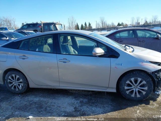 JTDKARFP8L3131582 Toyota Prius