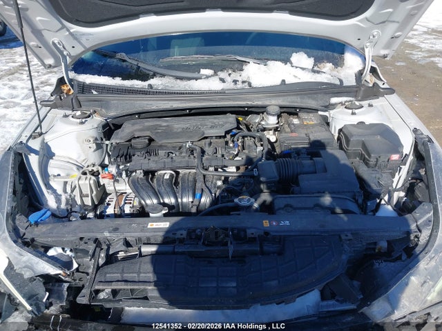 KMHLM4AG4NU316131 Hyundai Elantra Essential Ivt With Hyundai Smartsense Package