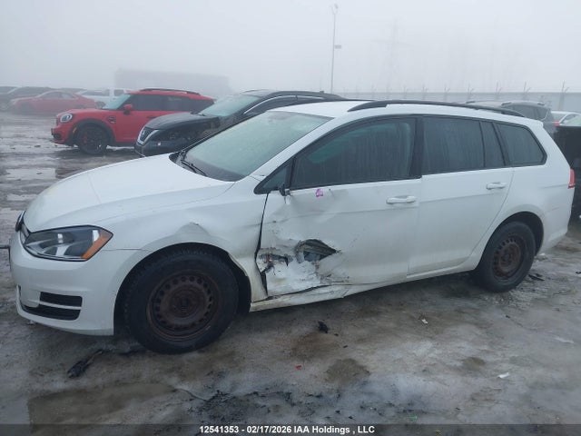 3VWA17AUXHM523172 Volkswagen Golf Sportwagen 1.8 Tsi Comfortline/1.8 Tsi Trendline