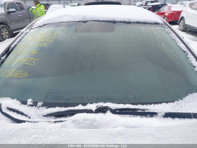 5NPE24AF7JH616096 Hyundai SONATA GL