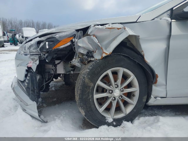 5NPE24AF7JH616096 Hyundai SONATA GL