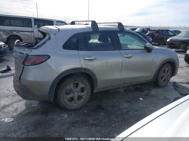 3CZRZ2H36TM103233 Honda HR-V LX