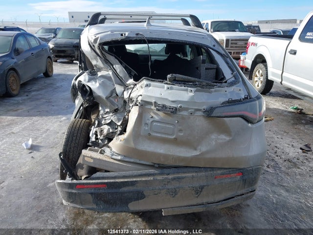 3CZRZ2H36TM103233 Honda HR-V LX