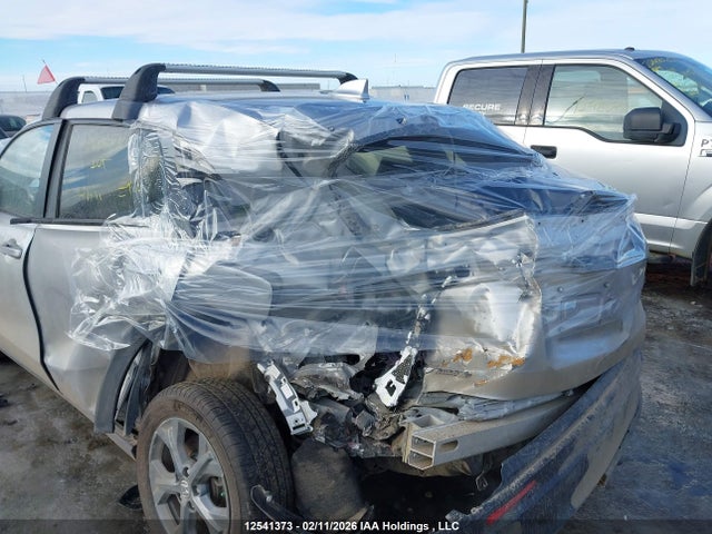 3CZRZ2H36TM103233 Honda HR-V LX