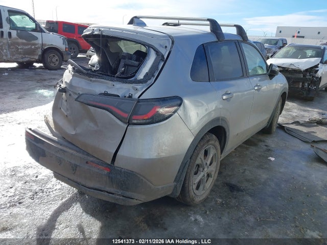 3CZRZ2H36TM103233 Honda HR-V LX