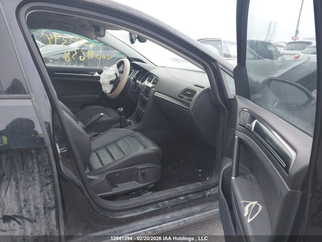 3VW117AU0FM011658 Volkswagen Golf