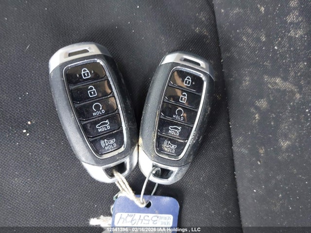 KMHLM4AG9NU354924 Hyundai Elantra Preferred Ivt