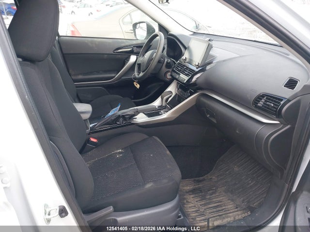 JA4ATUAA7SZ609220 Mitsubishi Eclipse Cross Es