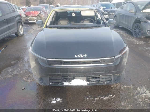 2025 Kia K4 Ex/ex+ მანქანა იყიდება აუქციონზე, vin: 3KPFU4DE1SE185326, აუქციონის ნომერი: 12541412
