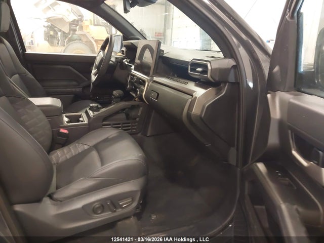 12541421 :رقم المزاد ، 3TYLB5JN7RT019822 vin ، 2024 Toyota Tacoma Trd Off Road مزاد بيع