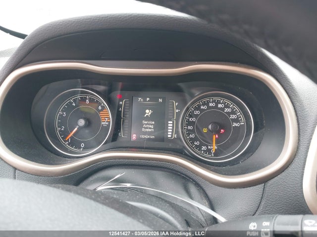 1C4PJLCB8HD221330 Jeep Cherokee
