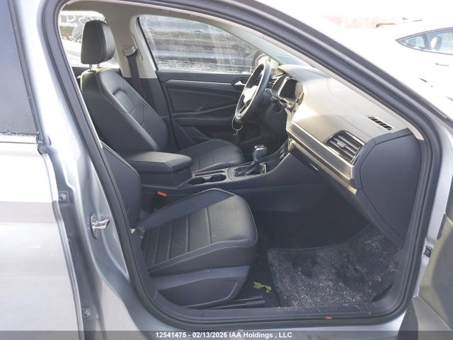 3VWEM7BUXNM034239 Volkswagen JETTA SE