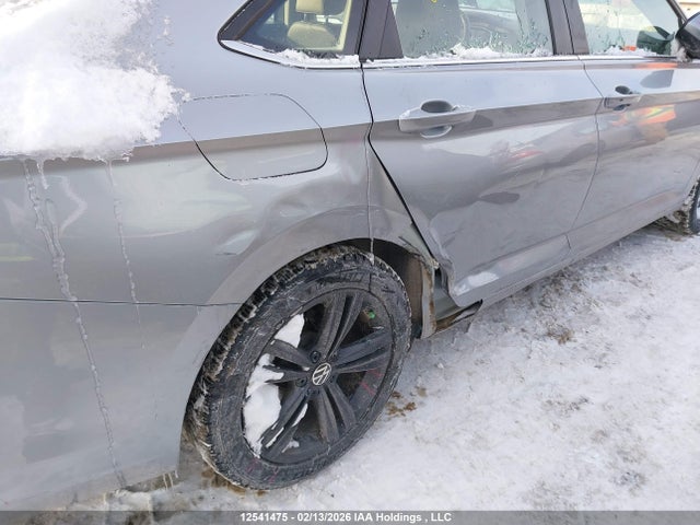 3VWEM7BUXNM034239 Volkswagen JETTA SE
