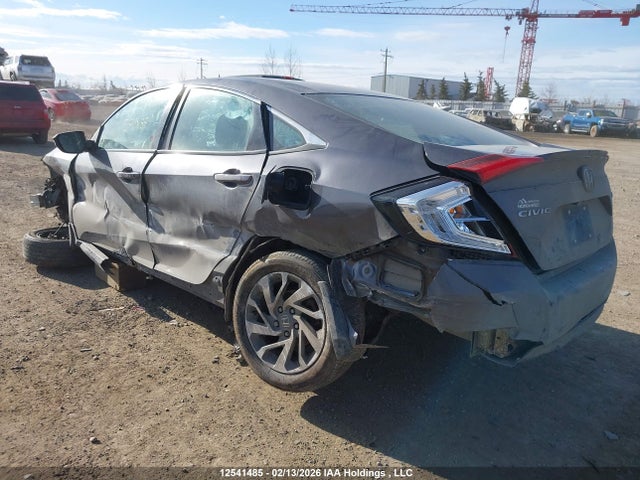 2HGFC2F62JH028390 Honda CIVIC SE