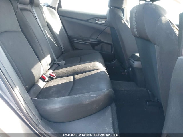 2HGFC2F62JH028390 Honda CIVIC SE