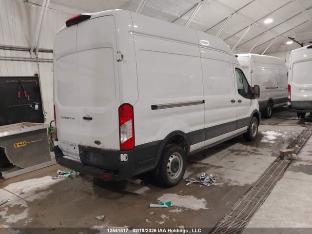 1FTBR1X86NKA80173 Ford Transit T-250