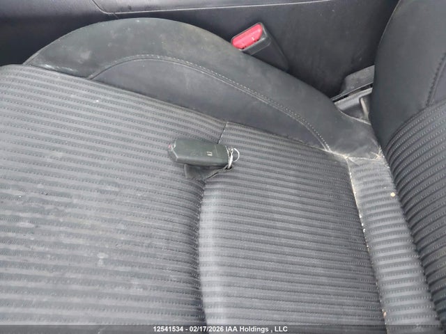 JM1BM1V78E1112166 Mazda Mazda3 Gs-sky