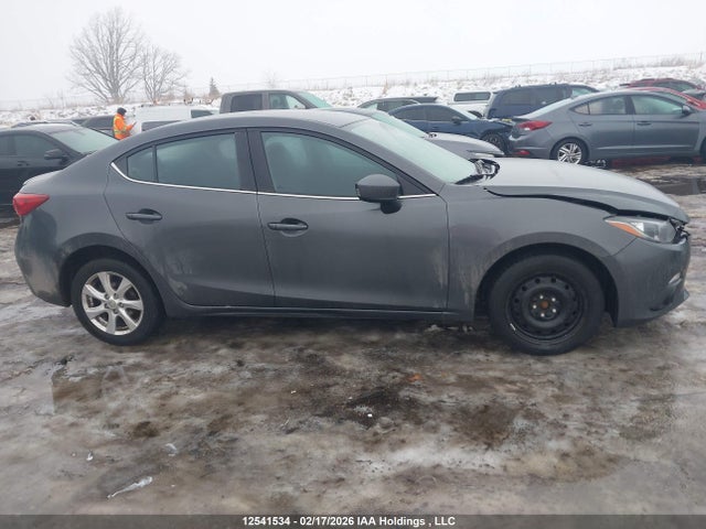 JM1BM1V78E1112166 Mazda Mazda3 Gs-sky