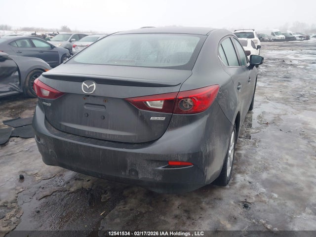 JM1BM1V78E1112166 Mazda Mazda3 Gs-sky