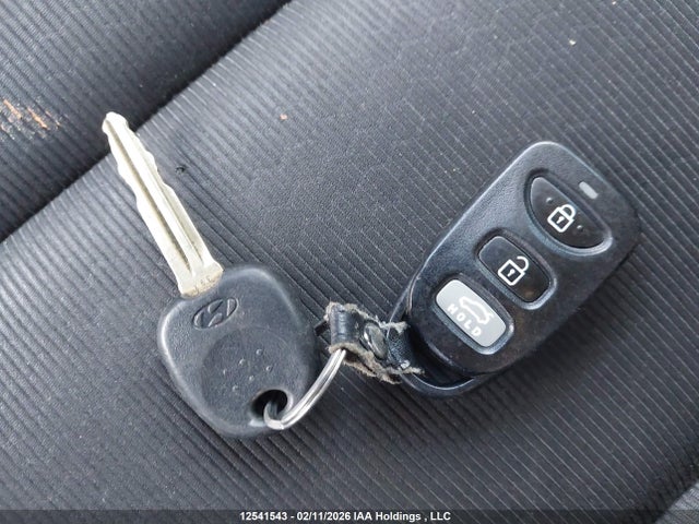 KMHD84LF6JU577574 Hyundai ELANTRA GL