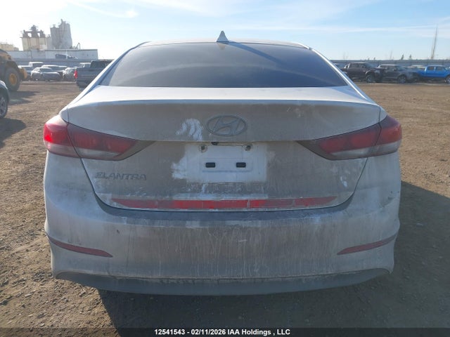 KMHD84LF6JU577574 Hyundai ELANTRA GL