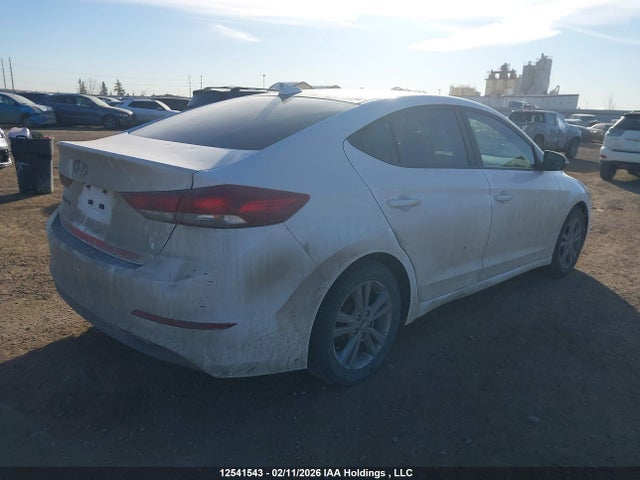 KMHD84LF6JU577574 Hyundai ELANTRA GL