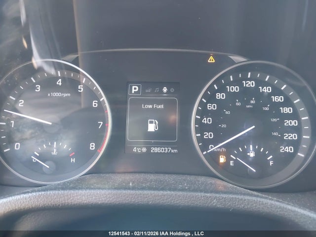 KMHD84LF6JU577574 Hyundai ELANTRA GL