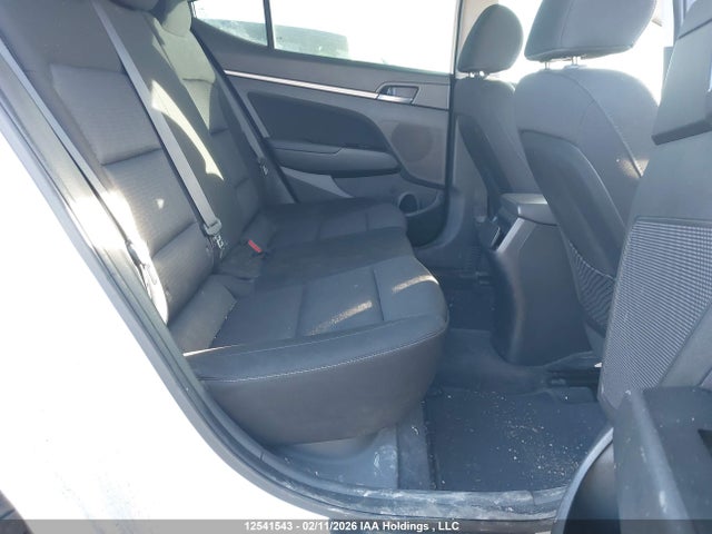 KMHD84LF6JU577574 Hyundai ELANTRA GL