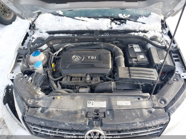 3VWD07AJ0EM395879 Volkswagen JETTA SE
