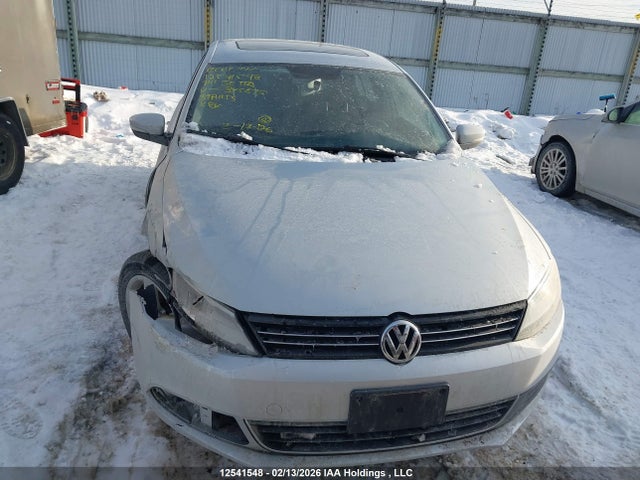 3VWD07AJ0EM395879 Volkswagen JETTA SE