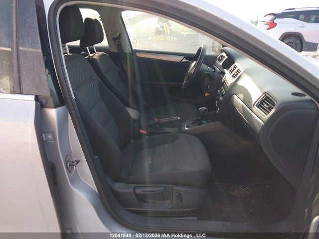 3VWD07AJ0EM395879 Volkswagen JETTA SE