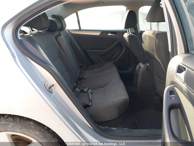3VWD07AJ0EM395879 Volkswagen JETTA SE