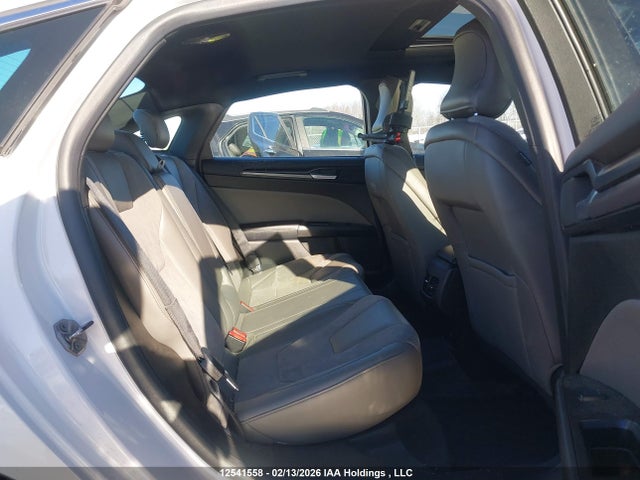12541558 :رقم المزاد ، 3FA6P0VP3HR192303 vin ، 2017 Ford Fusion Sport مزاد بيع