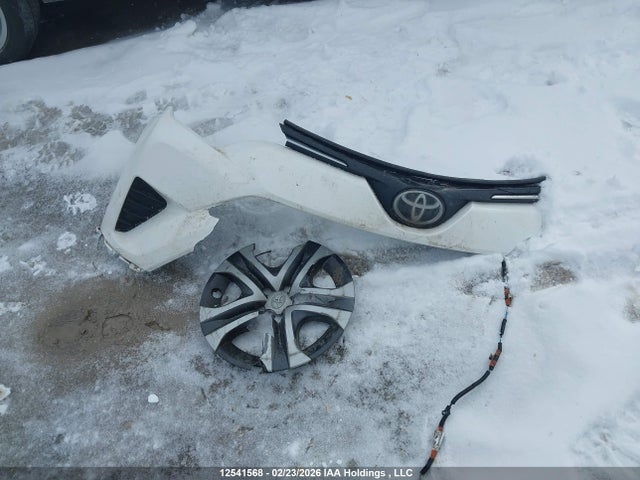2T3BFREVXHW679542 Toyota RAV4 LE