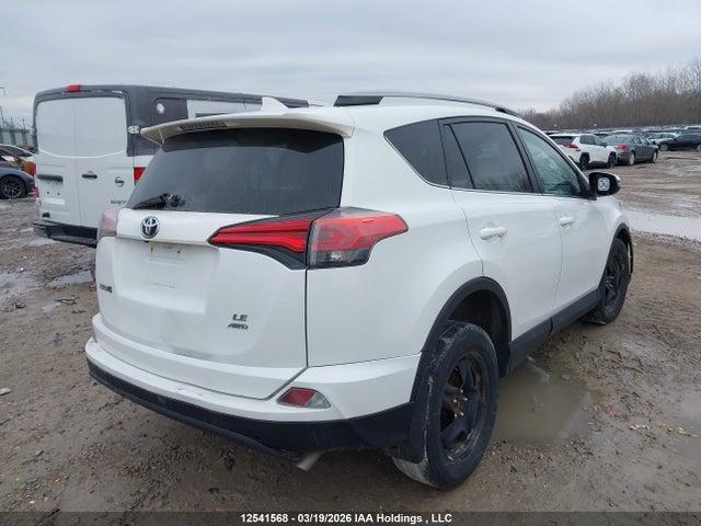 2T3BFREVXHW679542 Toyota RAV4 LE