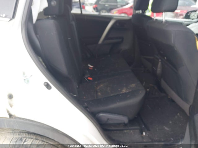 2T3BFREVXHW679542 Toyota RAV4 LE
