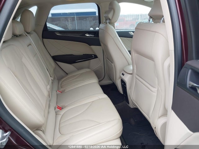 Lincoln Mkc Reserve 2017 5LMCJ3D92HUL71257 Image 8