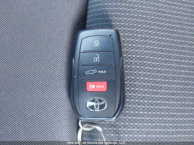 Toyota Venza 2024 JTEAAAAHXRJ168534 Image 11