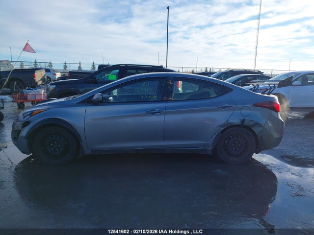 KMHDH4AH6FU390475 Hyundai Elantra Gls
