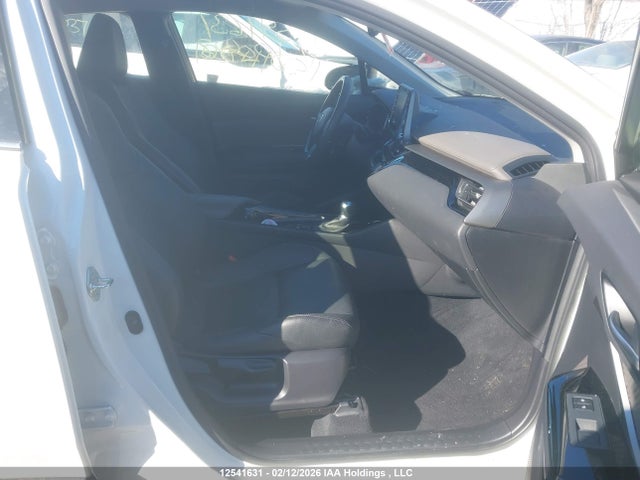 JTNKHMBX1M1100428 Toyota C-hr Limited