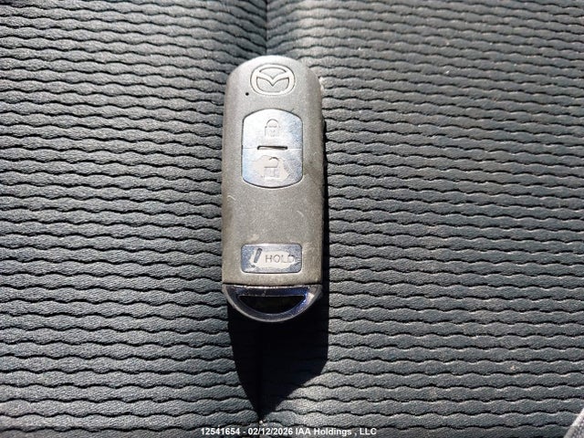 JM3KE2BE2E0413258 Mazda CX-5