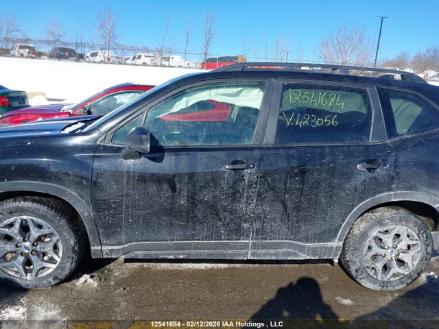 JF2SKEGC6KH423056 Subaru Forester Premium