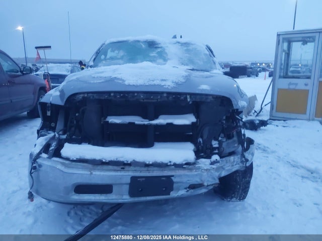 3C6RR7LG4NG241956 RAM 1500 Classic Slt