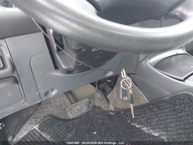 12541690 :رقم المزاد ، 2HGES16643H947321 vin ، 2003 Honda Civic Lx مزاد بيع