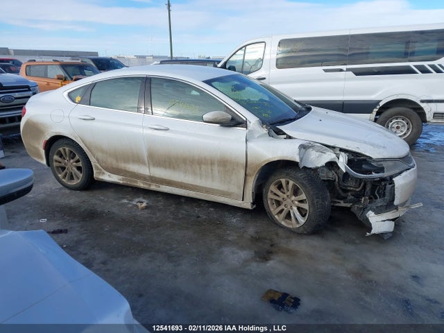 1C3CCCAG1FN525697 Chrysler 200 Limited