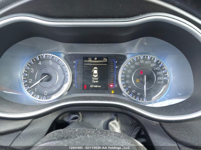 1C3CCCAG1FN525697 Chrysler 200 Limited