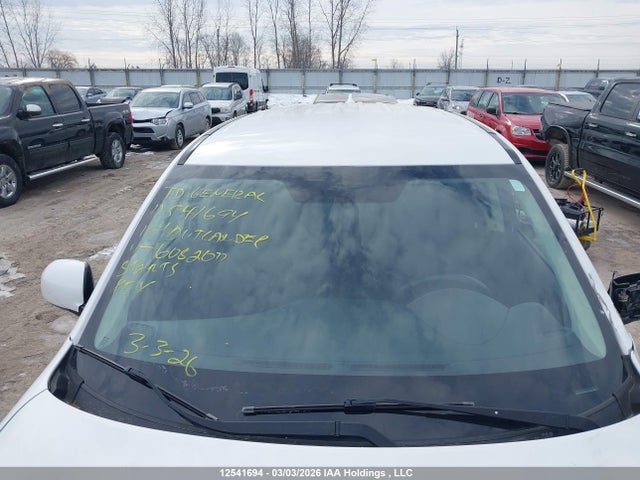 JA4AZ2A31KZ608200 Mitsubishi Outlander Es