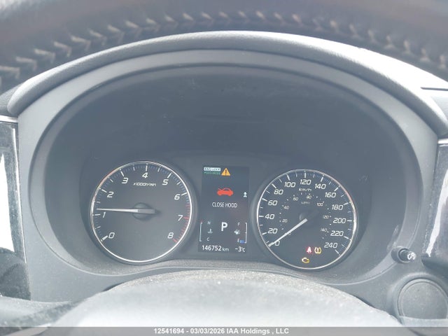 JA4AZ2A31KZ608200 Mitsubishi Outlander Es