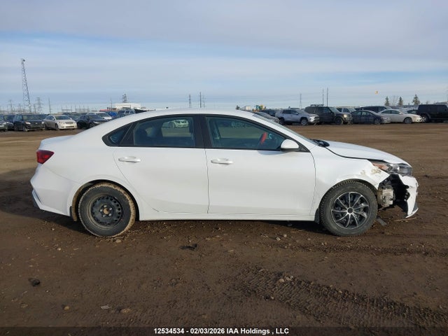 3KPF24AD4NE453422 KIA FORTE LX